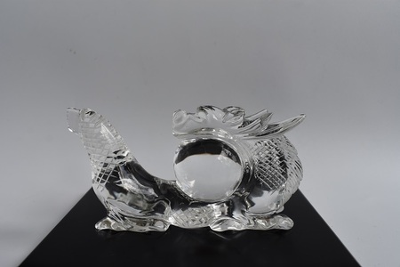 2024年干支甲辰水晶彫刻【玉護龍】