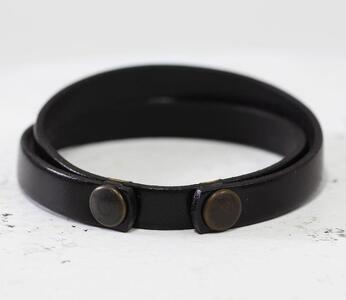 オシャレに決まる！牛革【イタリアンレースブレスレット】自由にアレンジ レザーカラー：黒 WL002 黒 ブレスレット