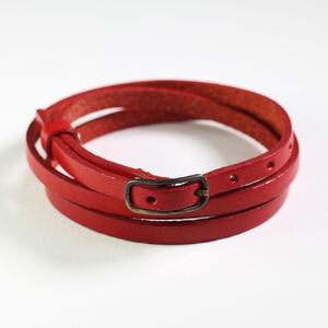 【栃木レザー 3重巻きブレスレット アンクレット】自由にアレンジを楽しめるデザイン レザーカラー：紅 WL009 紅 ブレスレット