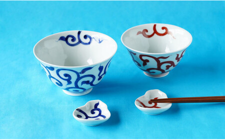 有田焼 染錦凡唐草飯碗と箸置きペアセット 【神田陶器店】器 食器 お茶碗 箸置き 唐草 お祝い ペア ギフト 贈答 食器 器 A35-690