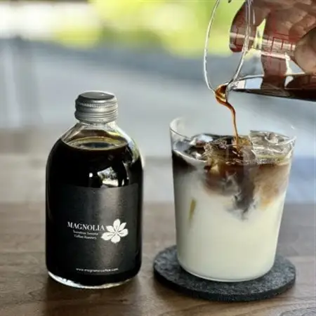 マグノリアコーヒー/スペシャルティコーヒーのカフェ・オレのもと(濃縮タイプ)「無糖」 2本セット_飲料・ドリンク 飲料 コーヒー・コーヒー豆 _【1422366】