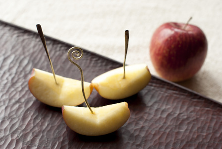 【金属工芸作品】芽と早蕨のフルーツピックセット