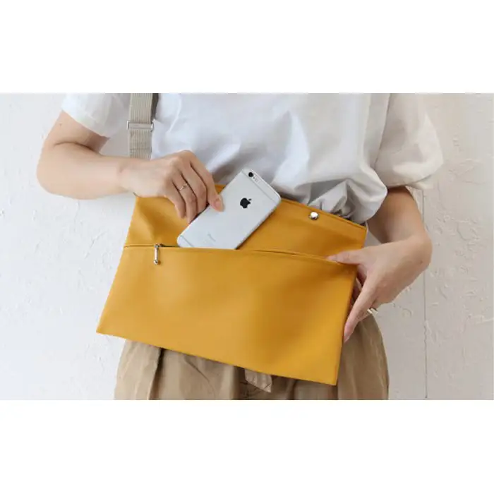 上質で上品でシンプルなショルダーバッグ「saco」（マスタード） No.246-03