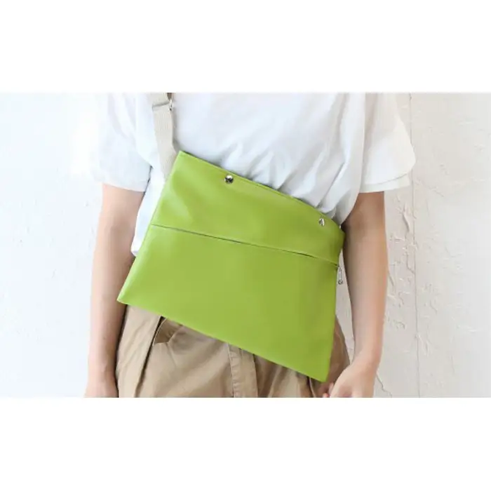 上質で上品でシンプルなショルダーバッグ「saco」（グリーン） No.246-05