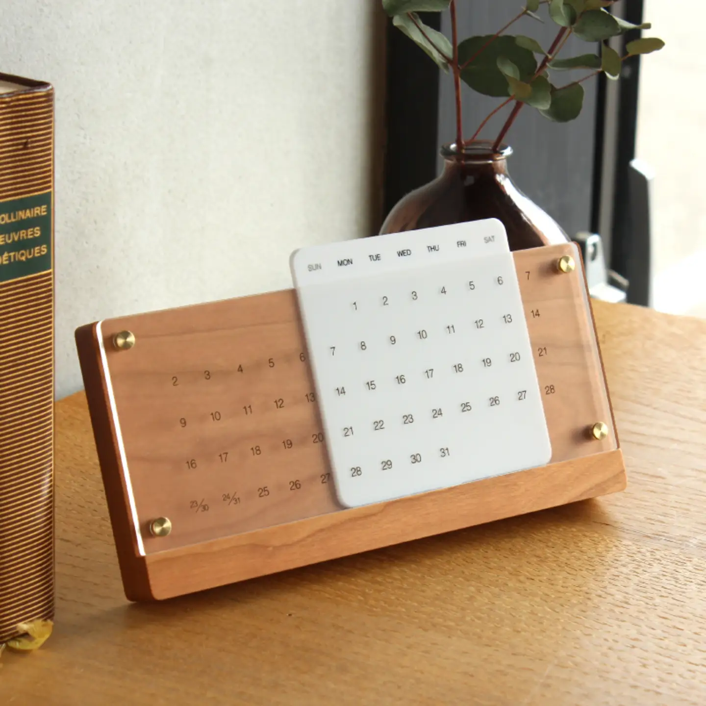 【Hacoa】木の経年変化を楽しむ卓上万年カレンダー チェリー 「Desk Calendar Eternal」