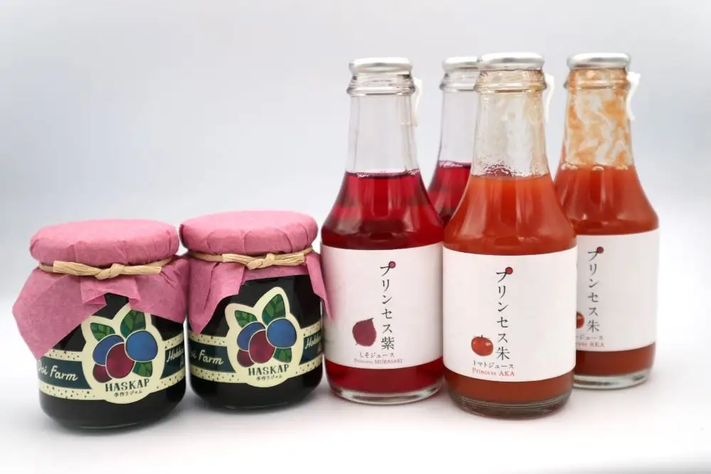 厚真のお母さん手づくりジュース（紫蘇・トマト150ml×各2本）＆土居農園ハスカップジャムセット【手づくりグループあすなろ】 しそ 紫蘇 とまと トマト ジュース 手づくり ハスカップ ジャム セット 北海道 [AXAQ003]