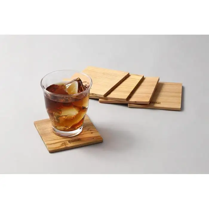 樹齢350年を超える箱根の杉を再生利用したコースター5枚セット［工芸品工芸品］
