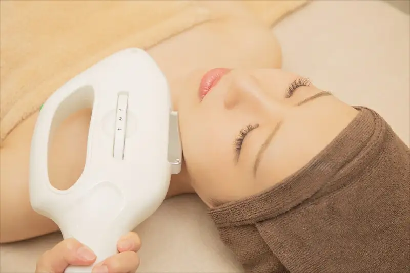 【女性限定美肌全身脱毛】　フォト脱毛全身＆お顔脱毛60分 【 エステ 神奈川県 小田原市   エステ】