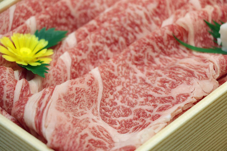 神戸ビーフロースすき焼き肉600g入り