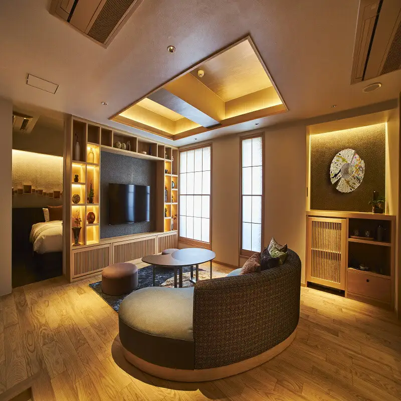 【SAKE Bar Hotel ASAKUSA】スイートルーム 1泊2名様 ペア宿泊券〈朝食付・日本酒飲み放題〉_0208-001-T06