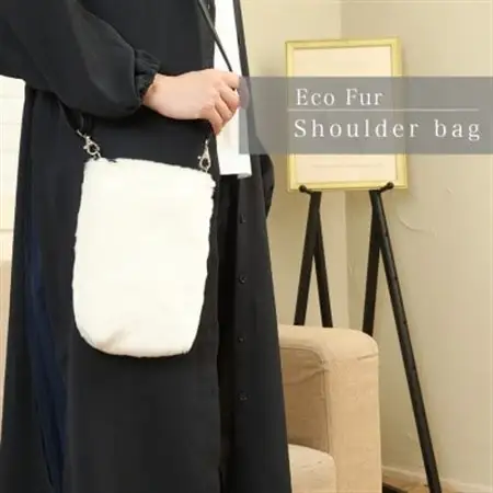 ショルダーバッグ  フェイクファー レディース スマホポケット FE9013 白_装飾品・工芸品 トートバッグ・ショルダーバッグ 鞄・バッグ かばん カバン_【1519461】