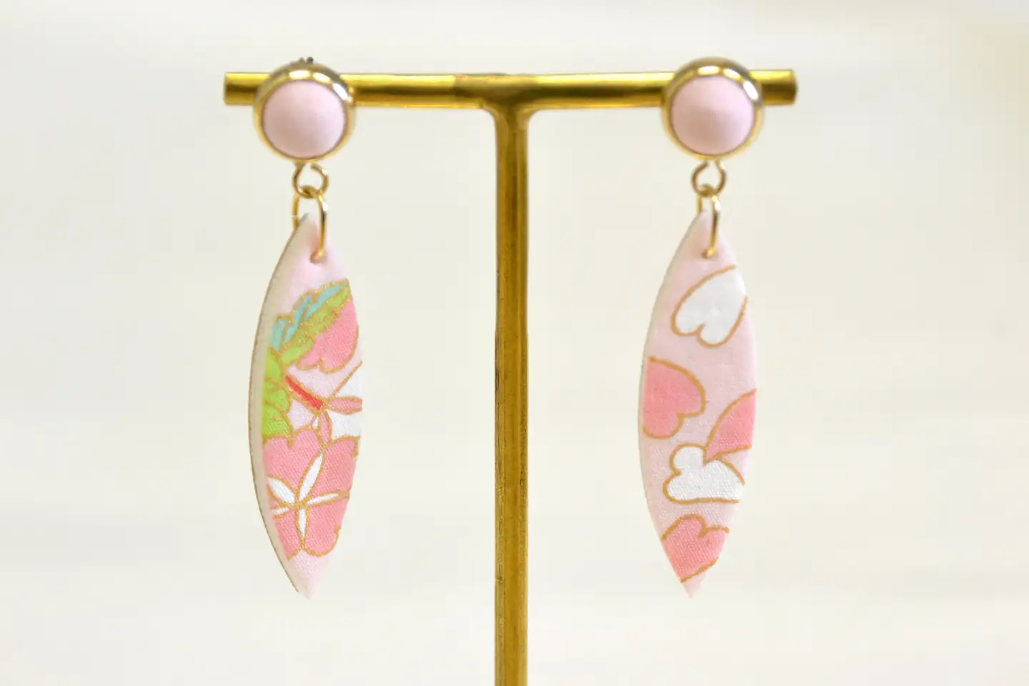 【染工房正茂】手描友禅 ピアス・イヤリング（ファブリックアクセサリー）《桜》