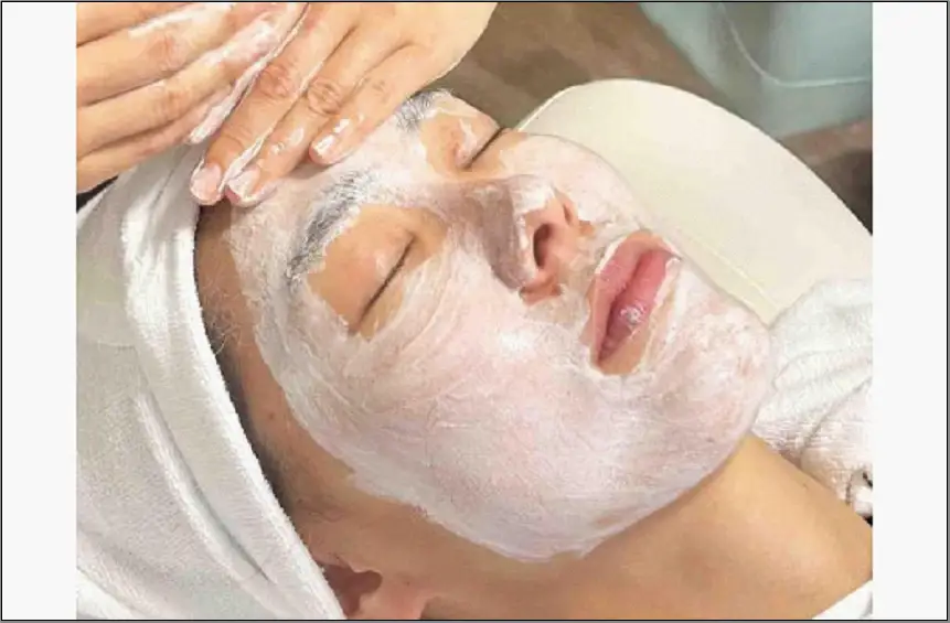 ルナレーナ うるおい持続フェイシャルケア1回コース（約1時間）＜福岡市内にて提供＞ | 券 人気 おすすめ 送料無料