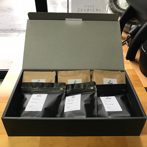 A328　オリジナルブレンド 自家焙煎コーヒー豆（豆の状態：豆のまま）100g×3個、ドリップバッグ 6個【珈琲 ドリップ 300g 自家焙煎 詰め合わせ セット 大阪 八尾市】