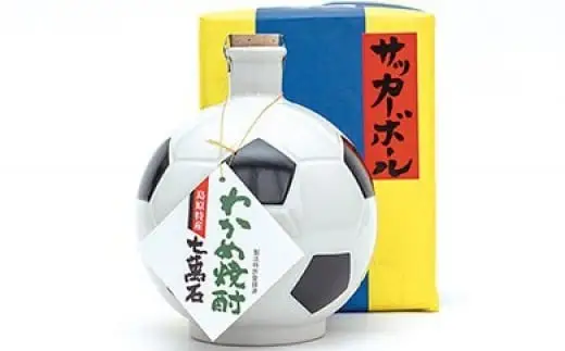 CA007 山崎本店酒造場 サッカーボール型ボトル わかめ焼酎 720mL [ 長崎県 島原市 ]