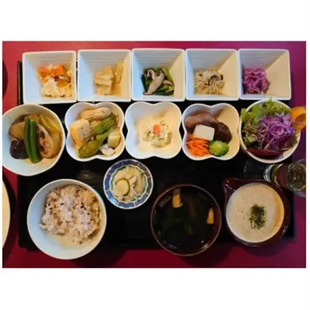 大人気!レストラン 自然薯の里 ランチチケット「数量限定 本日の野菜セット」 1食分【1560318】