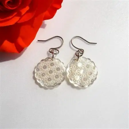 白蝶貝のレース彫刻「麻」ピアス_装飾品・工芸品 ピアス・イヤリング アクセサリー _【1237885】