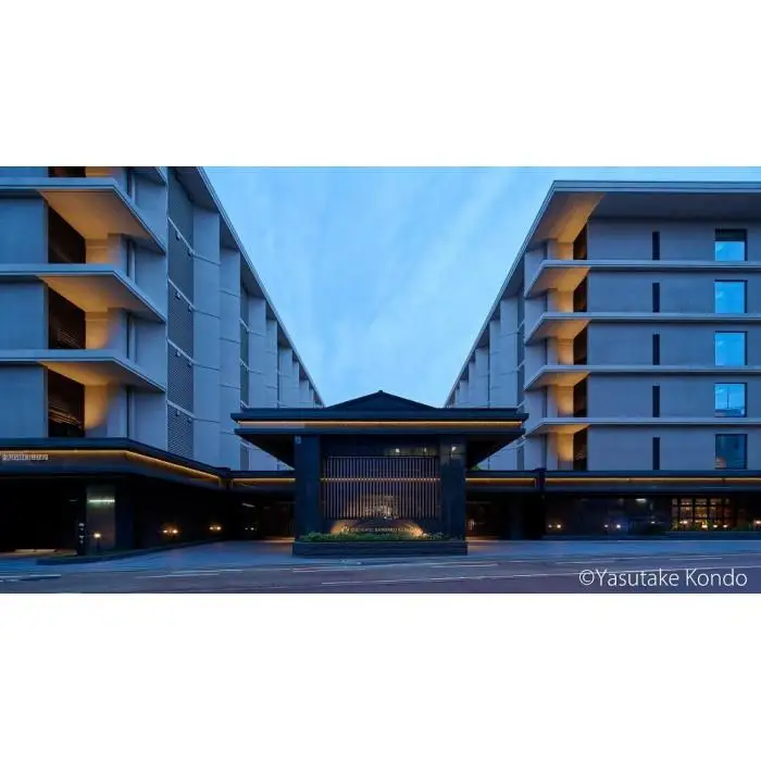 ＜連携不可＞【THE HOTEL SANRAKU KANAZAWA 】平休日1泊朝食付 ペア宿泊券《スイートツイン》