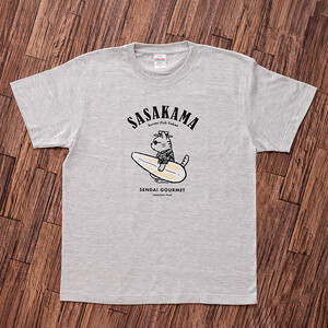 仙台・宮城の観光Tシャツ　「猫と笹かま」Tシャツ  Lサイズ　［T-01］