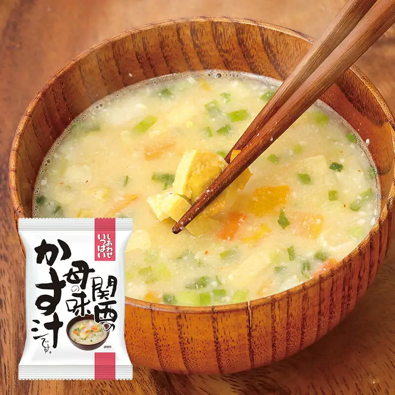 かす汁 『しあわせいっぱい』 フリーズドライおみそ汁 関西の母の味かす汁 10食 味噌汁 みそ汁 酒粕 なつかしい 関西 豚肉 大根 人参 油揚げ ねぎ 赤唐辛子 弁当 ギフト 三田市 兵庫県 [3d28bae190058]