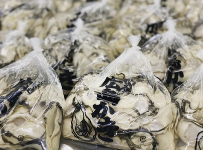 【予約商品】牡蠣　広島　むき身牡蠣800ｇ　矢野水産【配送不可：離島】【配送時期：2027年1月上旬～2027年4月上旬】