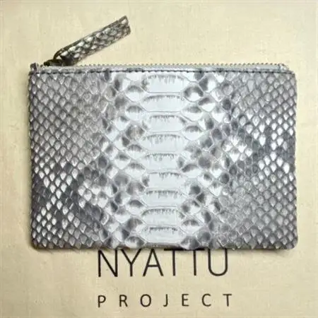 NYATTU PROJECT　天然パイソン革(ヘビ革) フラグメントケース(ポーチ) グレーマダラ_装飾品・工芸品  服飾小物 _【1578575】