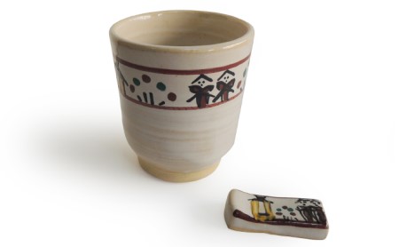 奈良絵湯呑と箸置2客 民芸品 工芸品 食器 