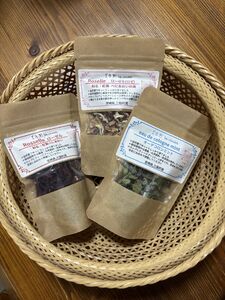 ハーブティーセット自然農で丁寧に育てた宮崎県三股町産ハーブ 香り豊かでやさしい味わい ハイビスカスローゼルとミントのセット ノンカフェイン 手作業乾燥 無化学肥料 宮崎県 三股町産