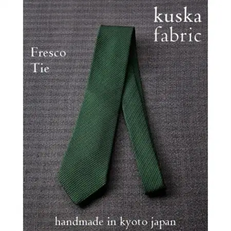 【手織りネクタイ】グリーン フレスコタイ kuskafabric  京都・丹後のシルク織物_装飾品・工芸品 ネクタイ・ベルト 服飾小物 _【1080336】