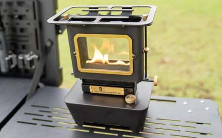 IRON STOVE ／ 1台 アイロンストーブ ストーブ コンパクト ヴィンテージデザイン レトロ お洒落 暖 調理 照明