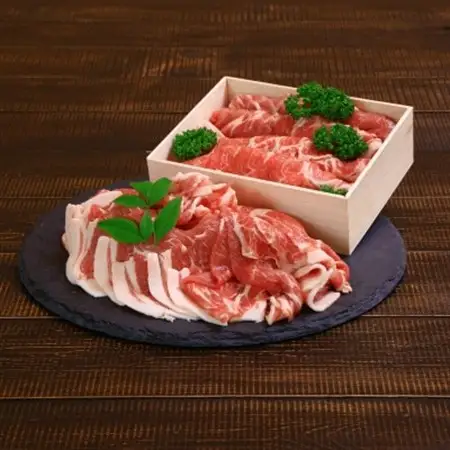 極上もち豚!肩ロース (しゃぶしゃぶ用500g・すき焼き用400g) 合計900gセット【配送不可地域：離島】【1644000】