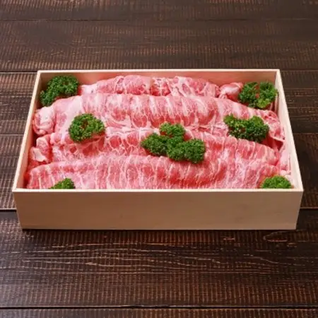 旨みたっぷり越後もち豚肩ロース しゃぶしゃぶ用　900g【配送不可地域：離島】【1644009】