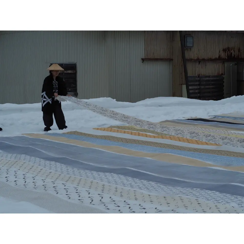 麻織物の雪晒しと仕立て直し