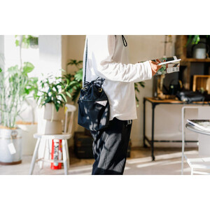 【巾着型でも片手で開けれる】　Enjyu 2　Super water repellent｜人気バッグ おすすめトート［巾着型 ショルダートート Enjyu 2 Super water repellent 撥水加工 軽量 バッグ トート 人気 おすすめ ギフト プレゼント お取り寄せ 通販 送料無料 ふるさと納税 ］