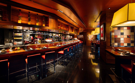 ラトリエ ドゥ ジョエル・ロブションお食事券10,000円分（5,000円券×2枚）  |  東京 体験型 フレンチ