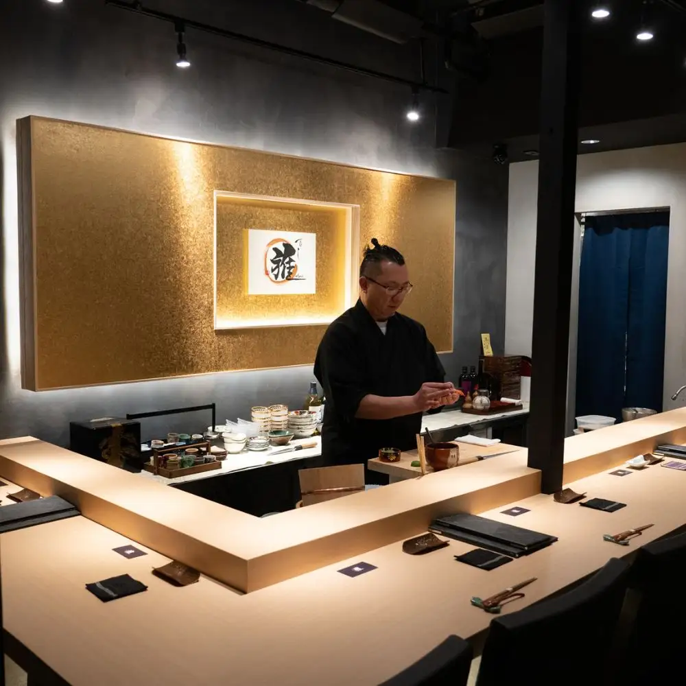 【三軒茶屋 鮨雅 MIYAVI】 本格江戸前鮨 お食事クーポン券 10,000円分（ふるさとチケット）三軒茶屋駅徒歩1分 食事券 利用券 チケット 寿司 スシ 日本料理 食事 ディナー ご褒美 プレゼント ギフト 贈り物 東京 世田谷_0095-001-se6