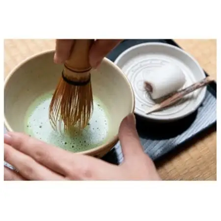 歴史ある茶室で憧れの茶道体験【1549314】