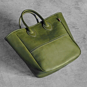 栃木レザー使用｜ソフトな手触り 本革 A4対応トートバッグ｜Tote bag 03 M｜オリーブ｜minca（全7色）