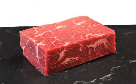 下北牛　赤身(ウチモモカブリナシ)　ステーキ　約300g