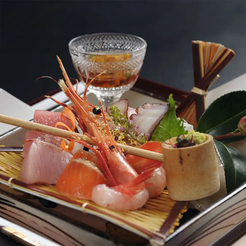 【「加賀料理まほろば」 （金沢白鳥路　ホテル山楽）】ペアディナー食事券 《郷土料理会席》