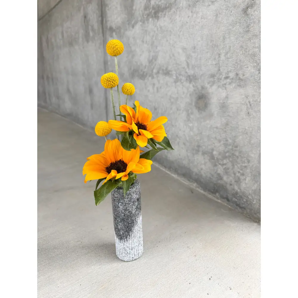 庵治石　花瓶　COLUMN wave