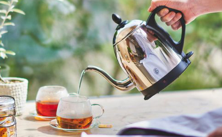 〈Russell Hobbs〉 カフェケトル　0.8　シルバー 【223003】