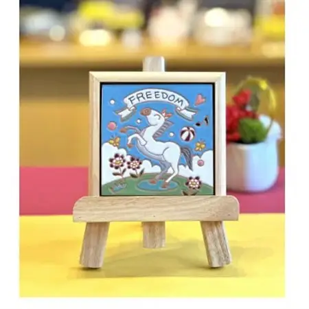 スペインタイル　干支絵タイル　10cm×10cm　木製フレーム・イーゼル付き【午】【1705135】
