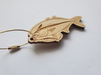【カンパチ・ニッケル】11種から選べる ヒノキ薫る 魚のウッドキーホルダー