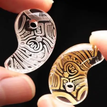 【Do_goods】縄文土器の文様を水晶に刻む「勾玉」 のアミュレットセット　659-983　【配送不可地域：離島・沖縄県】【1565333】