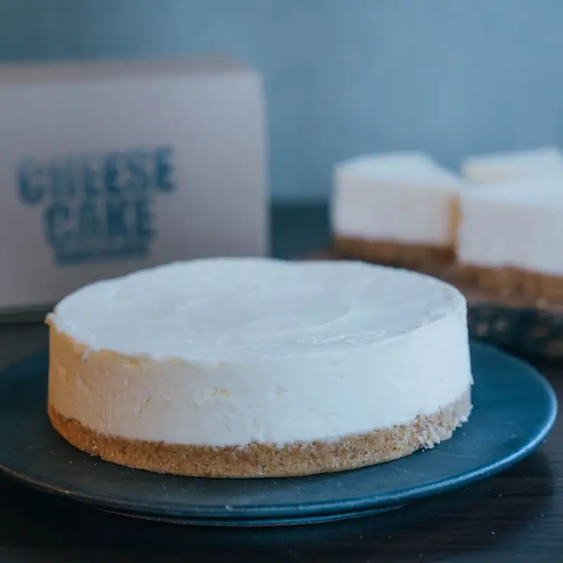 濃厚生クリームチーズケーキ【スイーツ ケーキ チーズ デザート お菓子 お土産 おみやげ ご褒美 贅沢 ギフト プレゼント 贈り物 取り寄せ】_0007-009-se8
