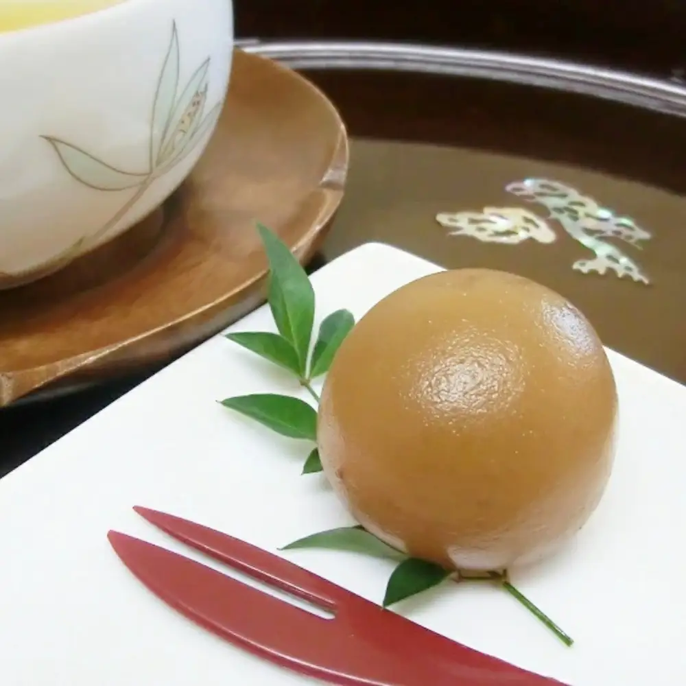 富之助のあまうめ　15個木箱入り / みなべ町 梅 梅スイーツ デザート お菓子 お茶うけ 完熟 紀州南高梅 南高梅 塩分0％ 塩分ゼロ 無塩 贈答 贈り物 ギフト プレゼント 進物【sskn009】