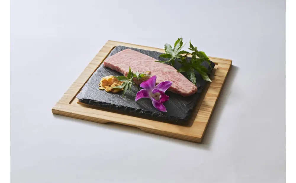 博多和牛(当店オリジナルスパイス味付き)約200g