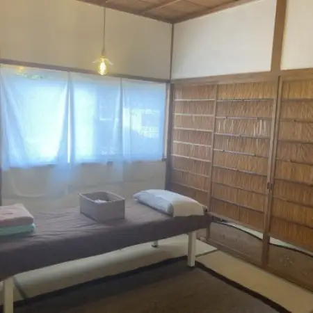 【大阪・千早赤阪村】自然に囲まれた古民家での鍼灸施術/問診+鍼灸初診150分※女性限定【1709371】