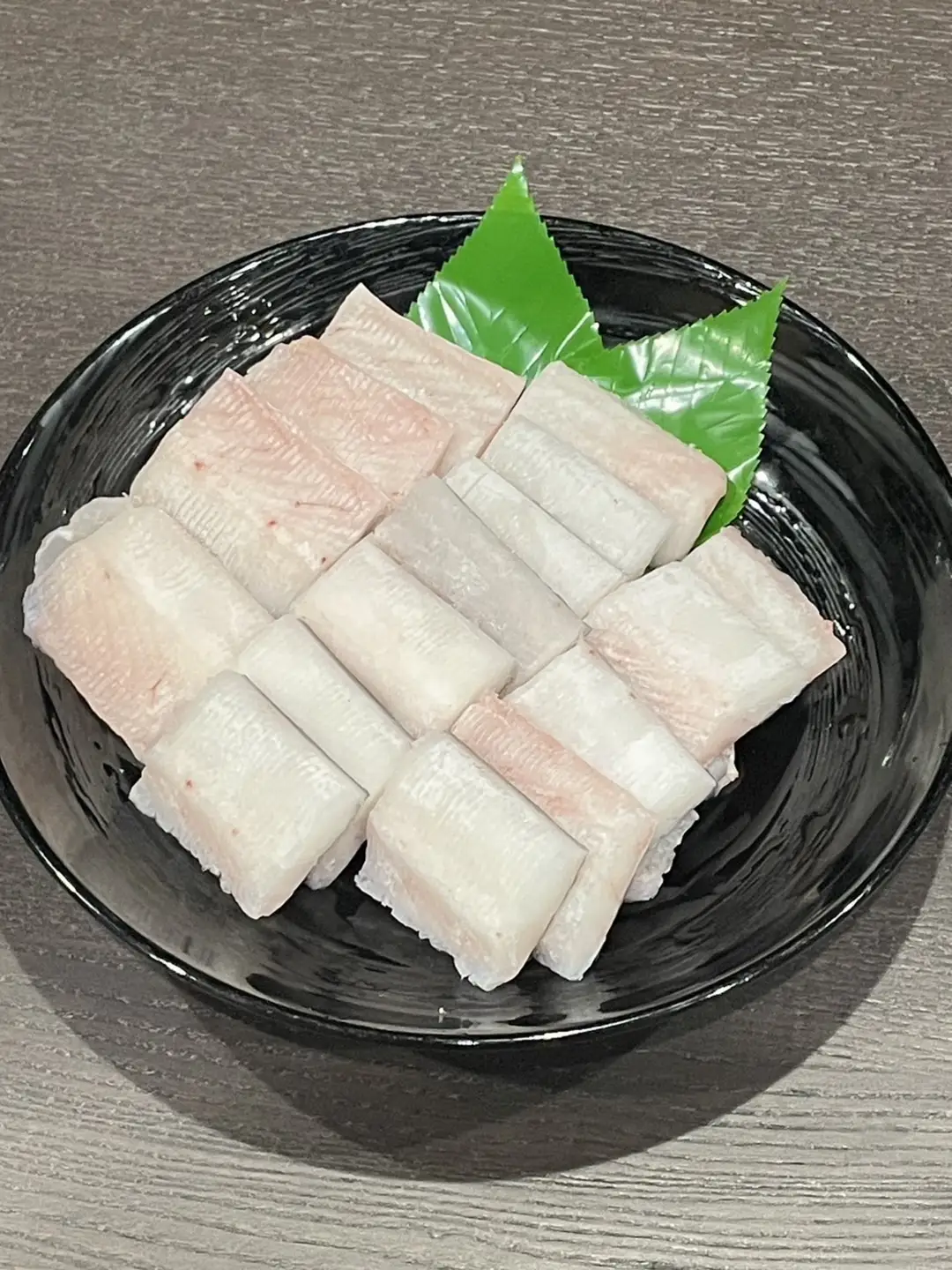 防府市沖で獲れる天然鱧 (骨切り済) 約250g
